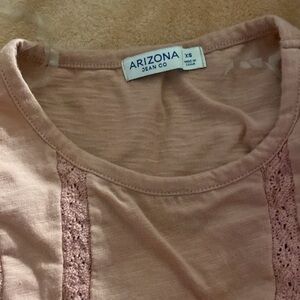 xs dusty pink, ruffled long sleeve shirt